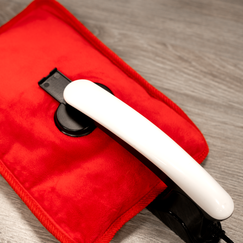 2501 - ELEKTRA RED HOT WATER BOTTLE